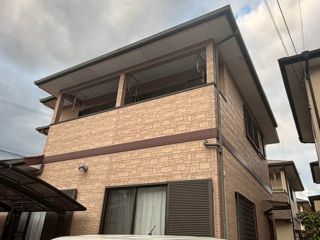 早良区　I様邸　屋根壁完工 (3)