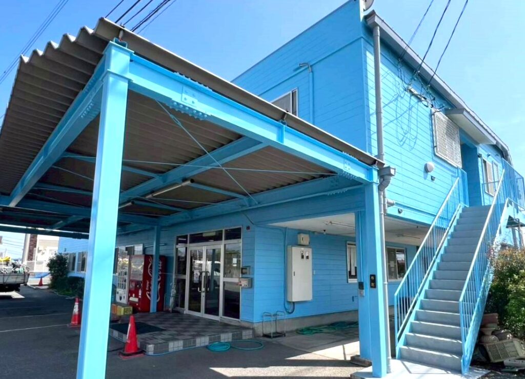 スイミングクラブ　屋根壁完工 (6)