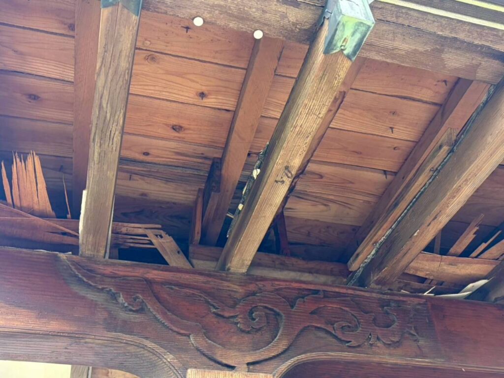 田川市　V様邸　玄関軒天　着工 (2)